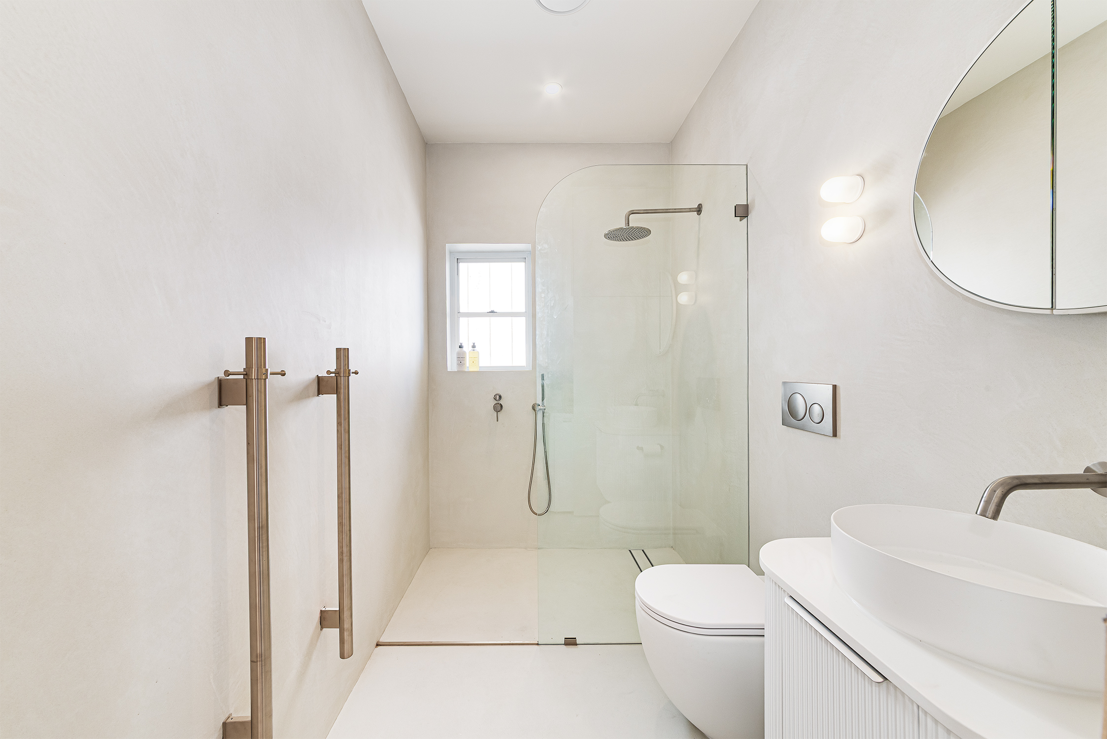 Studio bathroom